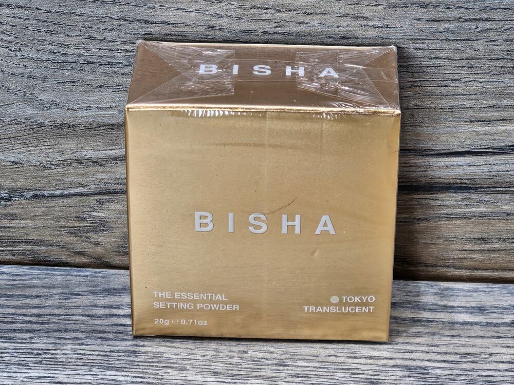 Bisha The Essential Setting Powder in Tokyo Translucent New in sealed box